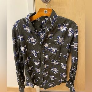 Club Monaco green floral button down